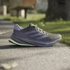 Supernova Rise Laufschuh Damen Laufschuhe